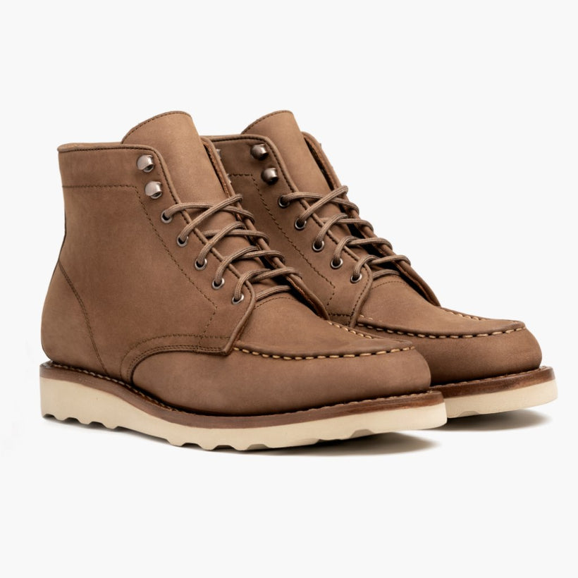 Diplomat Pebble Leather Boots