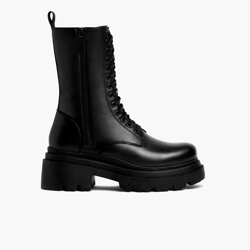 Fatale Black Leather Boots