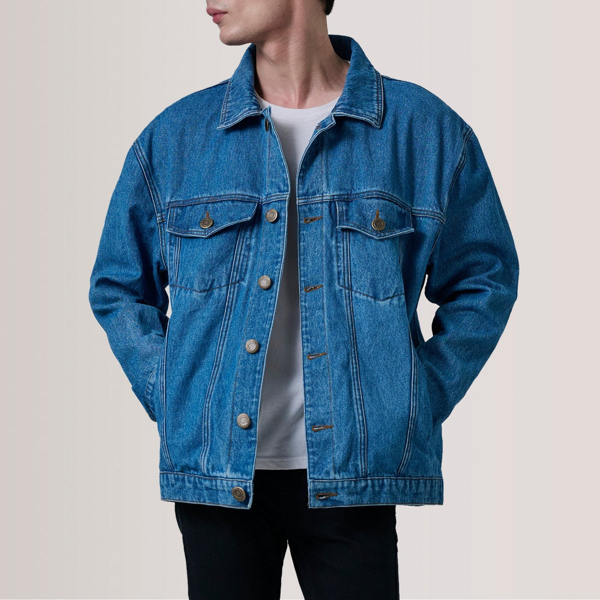 
Authentic Full-Grain Leather Grain Texture & Heavy-Duty Seam Stitching Detail