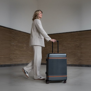 Urban Graphite Large Suitcase Zuna, detail view 6