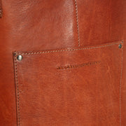 Authentic 100% Full-Grain Leather Grain Texture &amp; Heavy-Duty Seam Stitching Detail