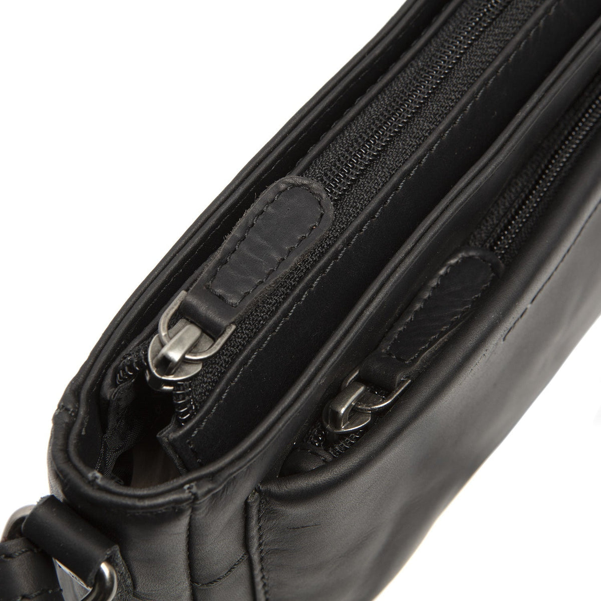 
Solid Antique Brass Hardware & Heavy-Duty Dual Zipper Detail on Southampton Full-Grain Leather Crossbody Bag
