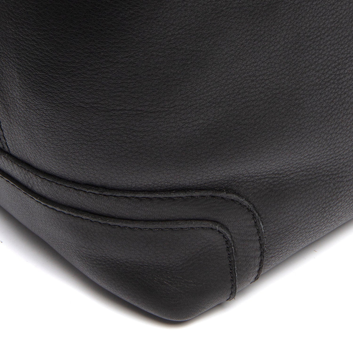 Black Leather Shoulder Bag Astero, detail view 1