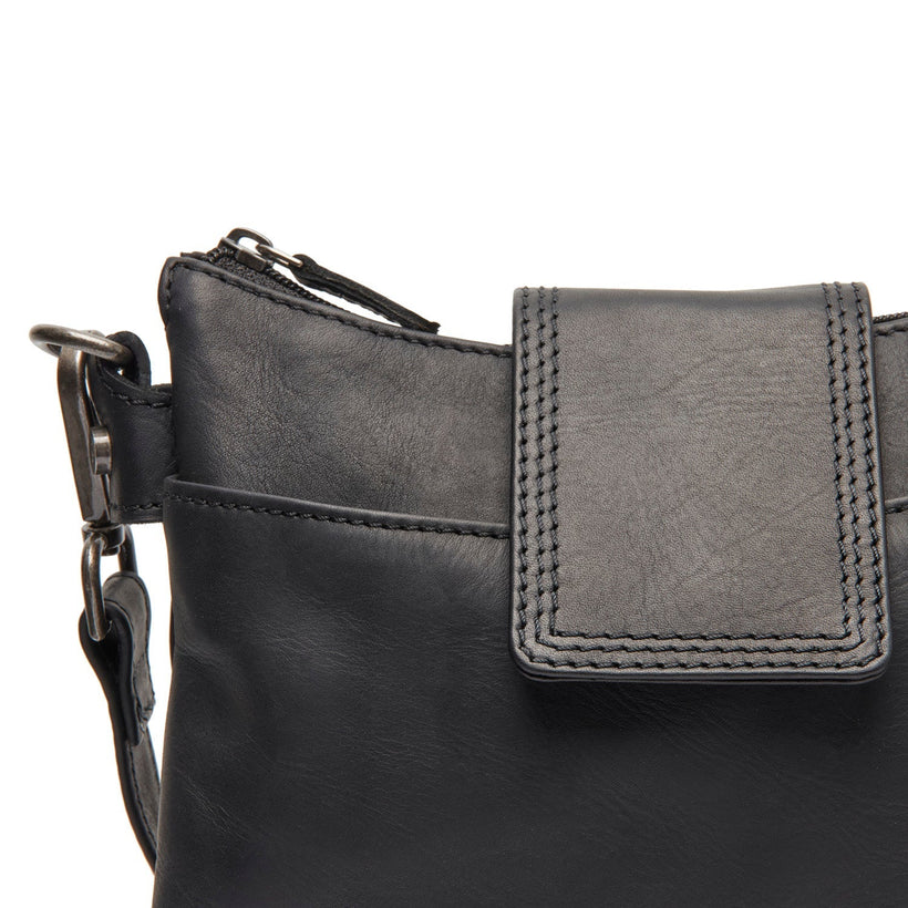 Calora Full-Grain Leather Shoulder Bag