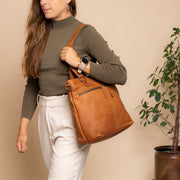 Rome Full-Grain Leather Shoulder Bag - Structured Side Profile Showing Gusset Depth &amp; Expansion Capacity