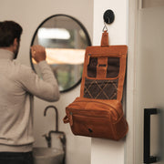 Rosario Full-Grain Leather Toiletry Bag – alternate product view 2