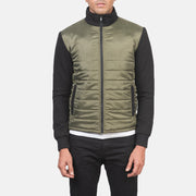 Close-Up Detail of High Neck & Zipper with wind flap Hardware on Men's Nashville Quilted Green Windbreaker Jacket