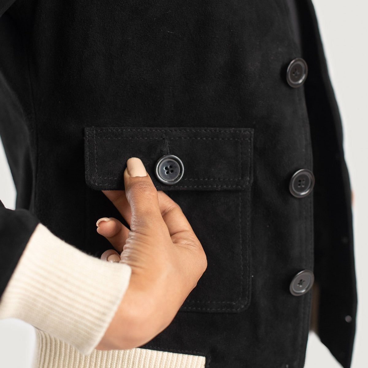 
Interior View Showing Quilted Polyester Lining & Dual Inside Utility Storage Pockets